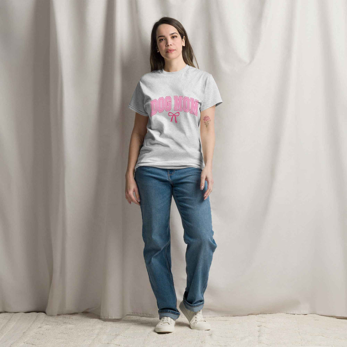 Dog Mom Varsity Bow Tee