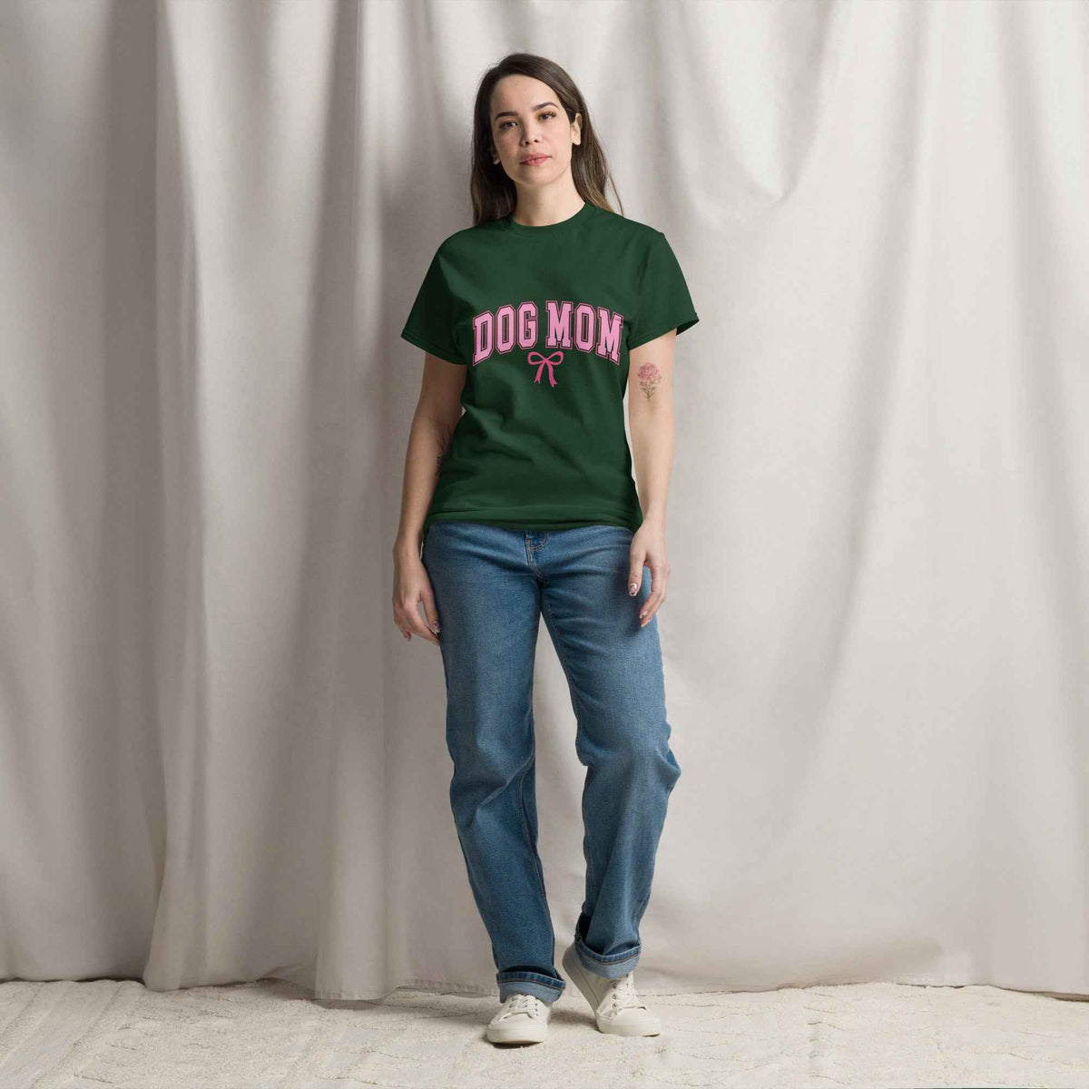 Dog Mom Varsity Bow Tee